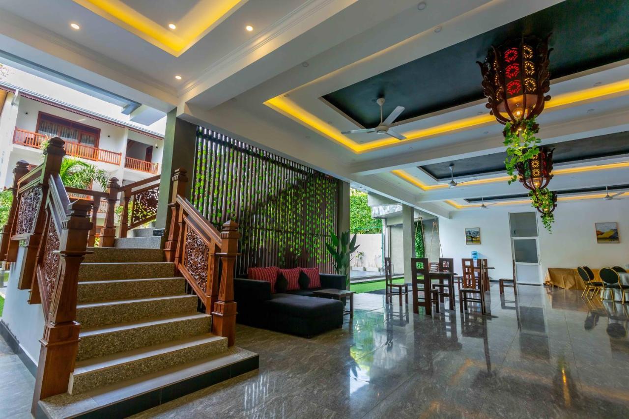 Polhena Grand Resort & Banquet マータラ エクステリア 写真