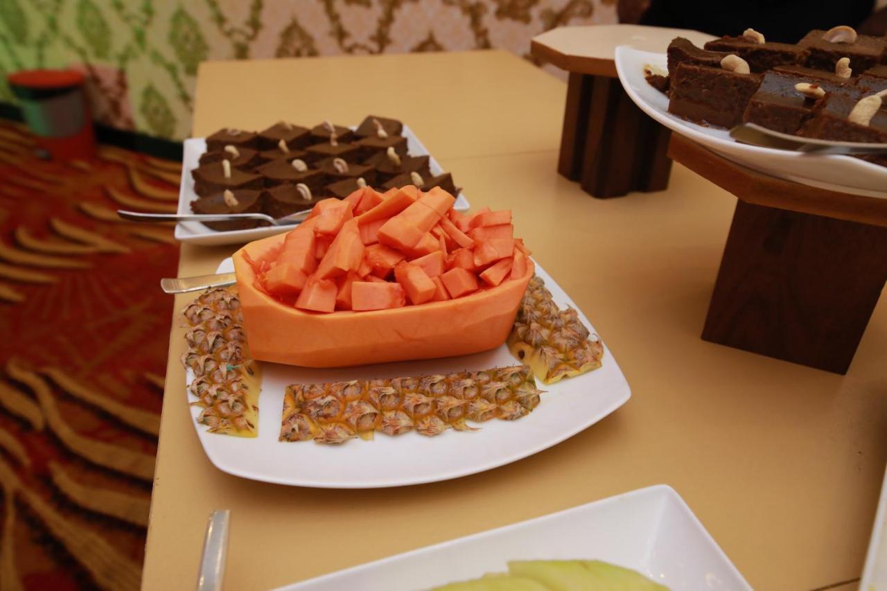 Polhena Grand Resort & Banquet マータラ エクステリア 写真