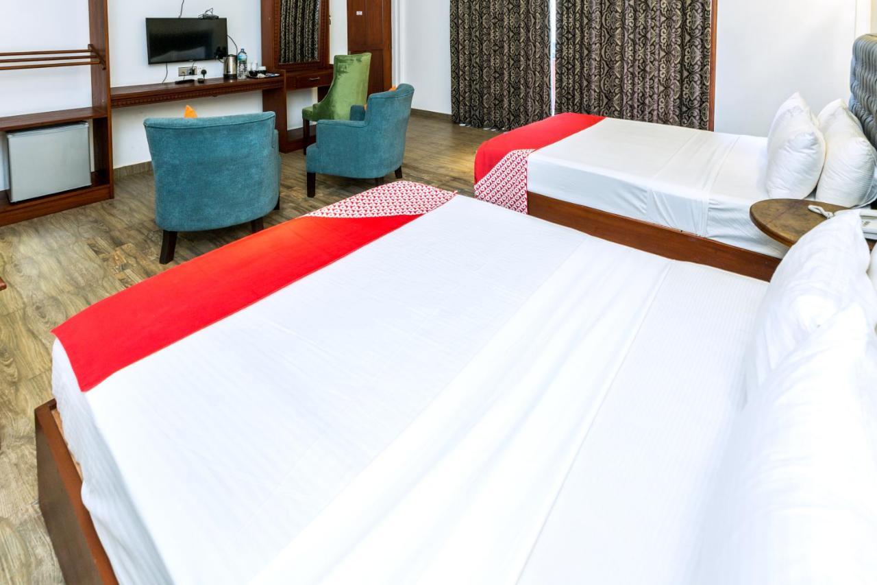 Polhena Grand Resort & Banquet マータラ エクステリア 写真