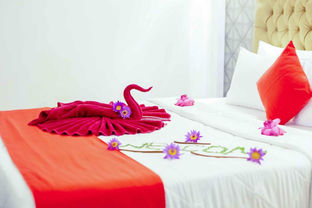 Polhena Grand Resort & Banquet マータラ エクステリア 写真