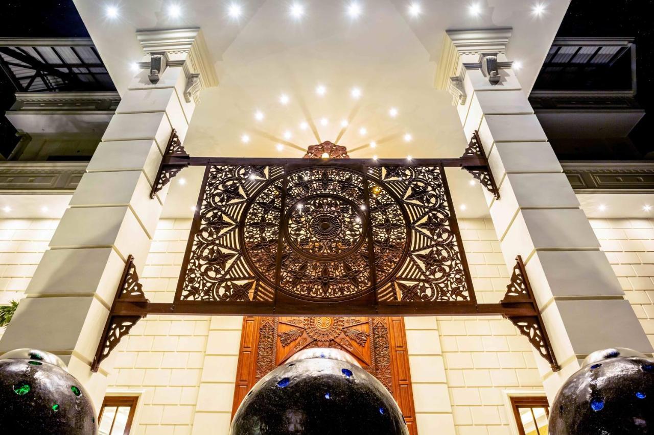 Polhena Grand Resort & Banquet マータラ エクステリア 写真