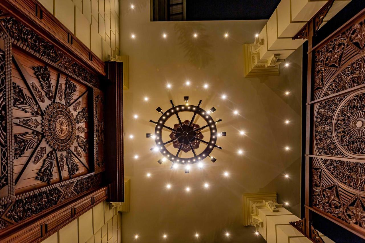 Polhena Grand Resort & Banquet マータラ エクステリア 写真